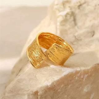 Wide Texture Ring 18K Guldpläterad