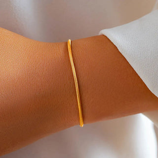 Round Snake Armband 18K Guldpläterad 1.5mm