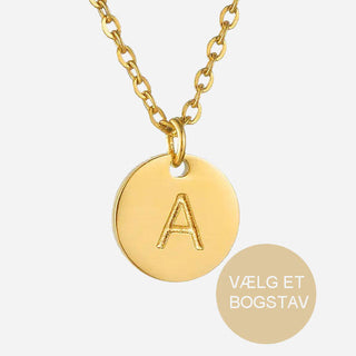 Round Bokstäv Halsband 18K Guldpläterat