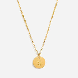 Round Bokstäv Halsband 18K Guldpläterad