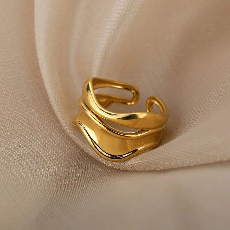 Elegant Aesthetic Ring 18K Guldpläterad