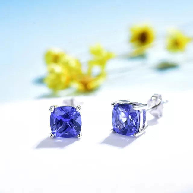 Tanzanite Stiftörhängen 925 Silver