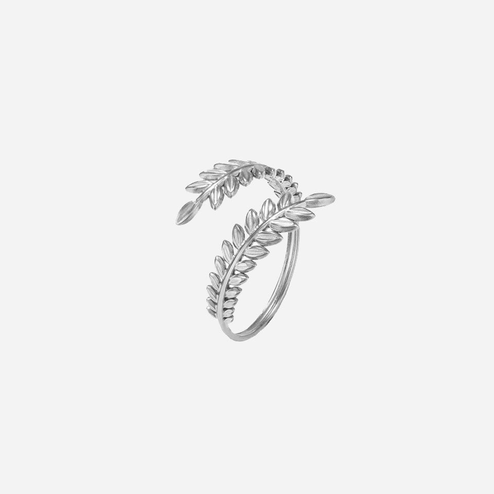 Silvery Leaf Ring